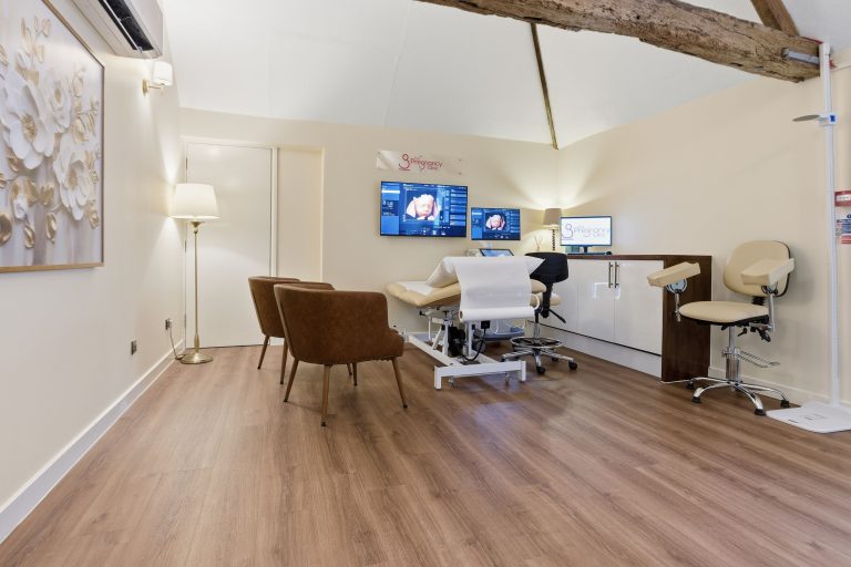 Scan room at The Pregnancy Clinic